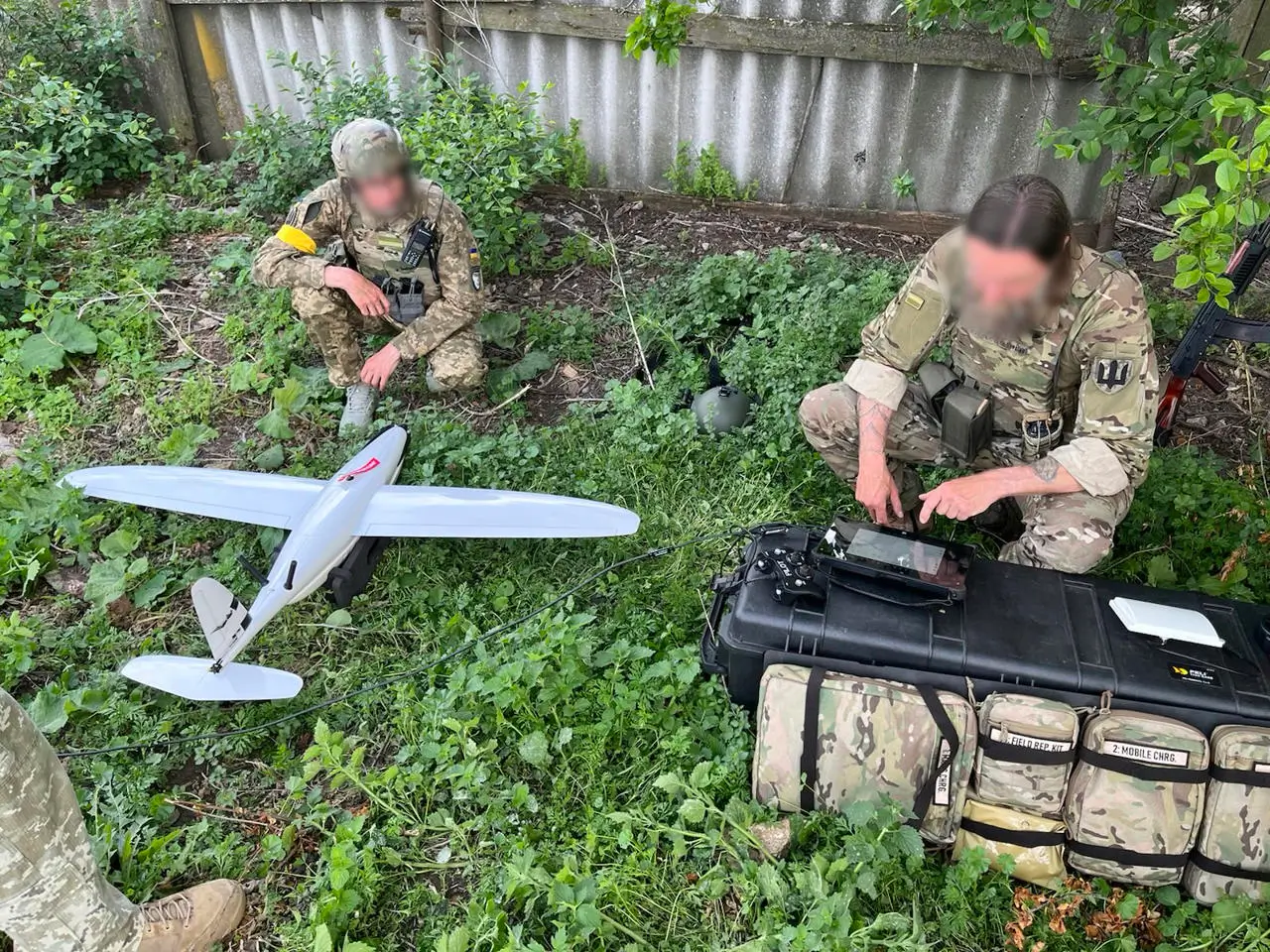 RQ-35 Heidrun UAV with Ukrainian soldiers