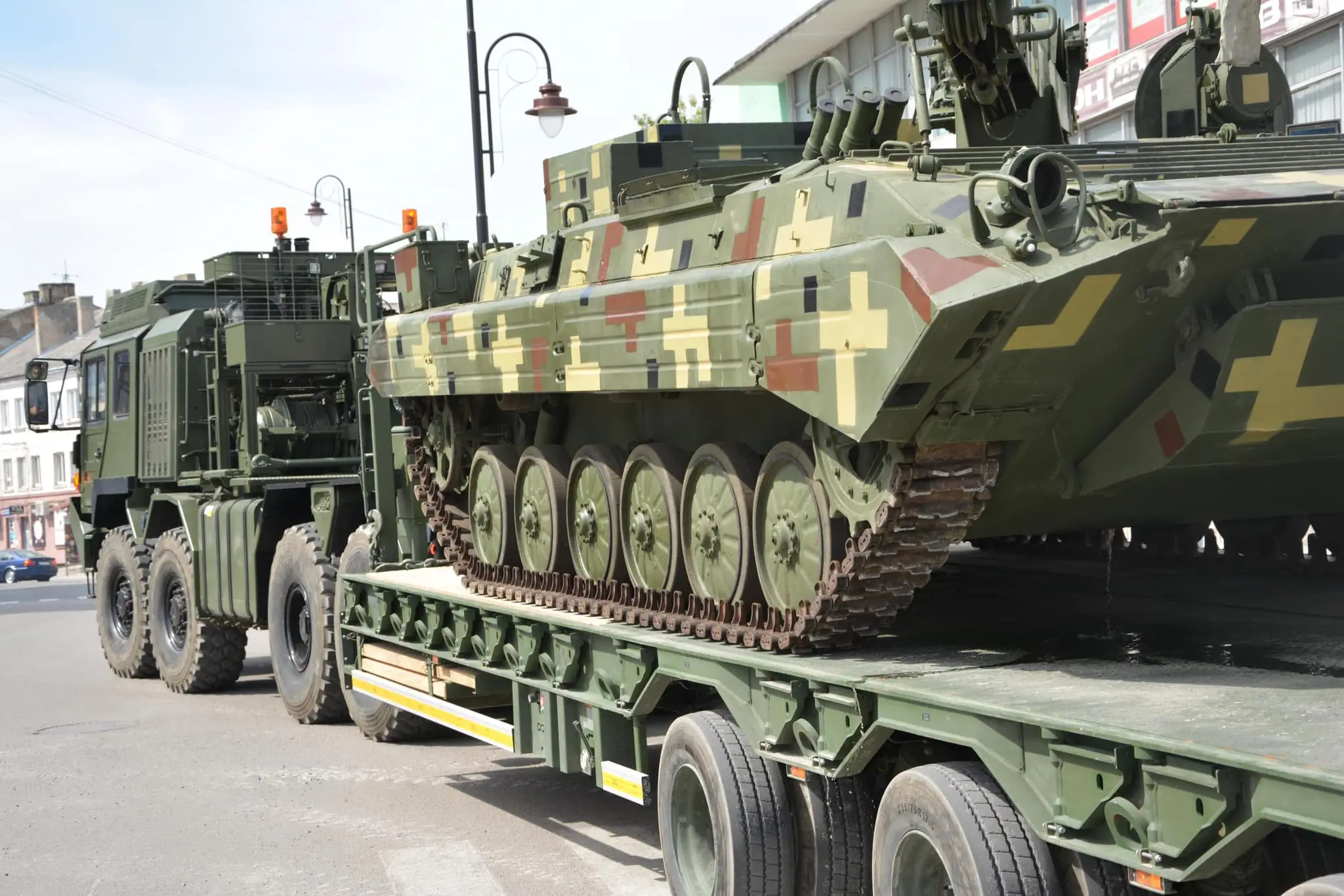 Rare green-coloured HX81