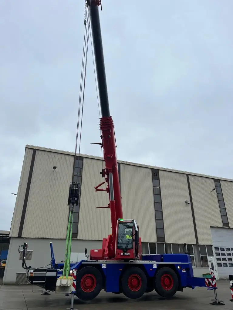 Close-up of a heavy-duty crane