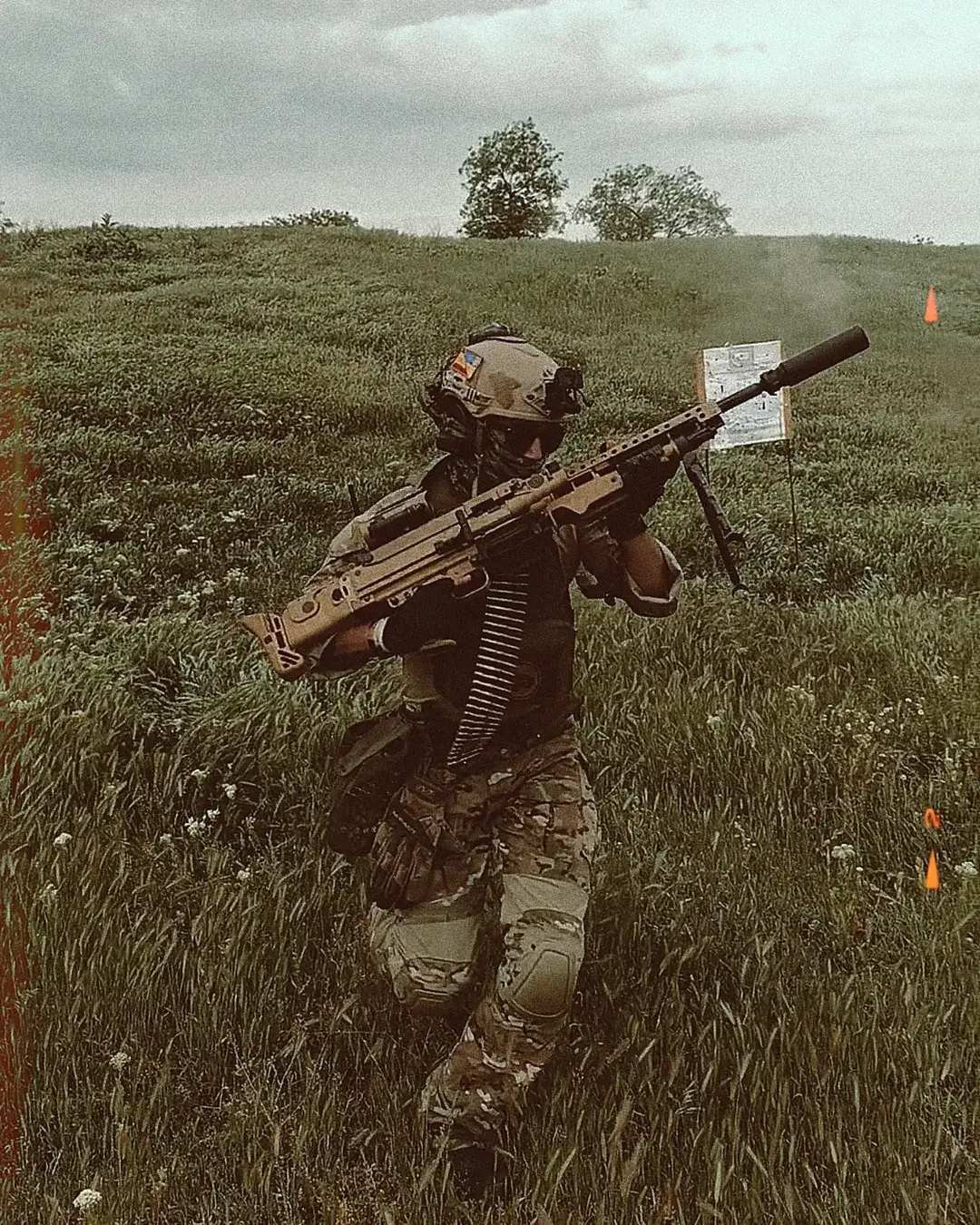 Spanish volunteer with an MG5