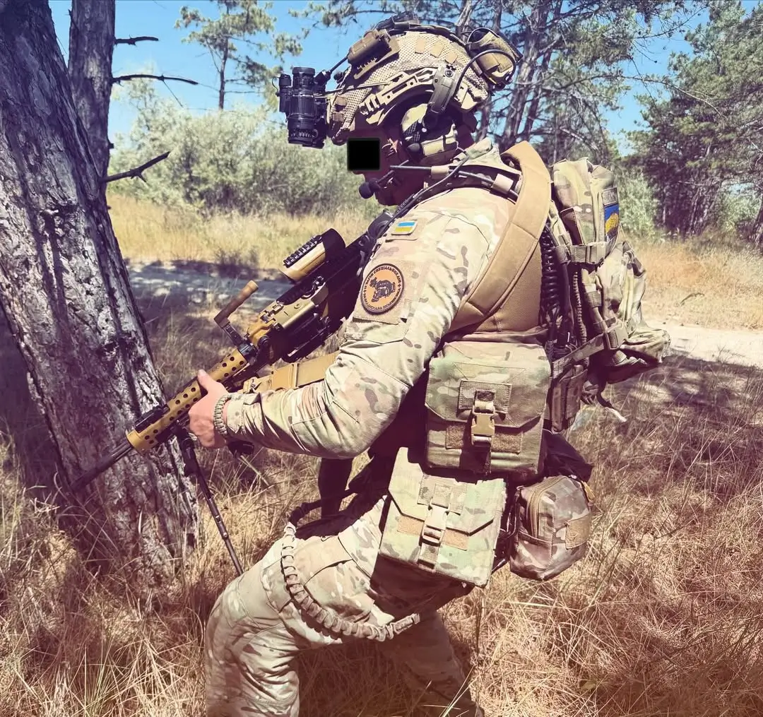 Ukrainian SOF together with an MG5