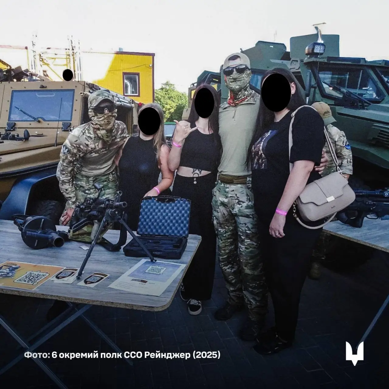 Caracal air assault vehicle alongside an FFG APC during a presentation