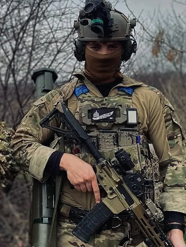 Ukrainian SOF with an MK 556 assault rifle